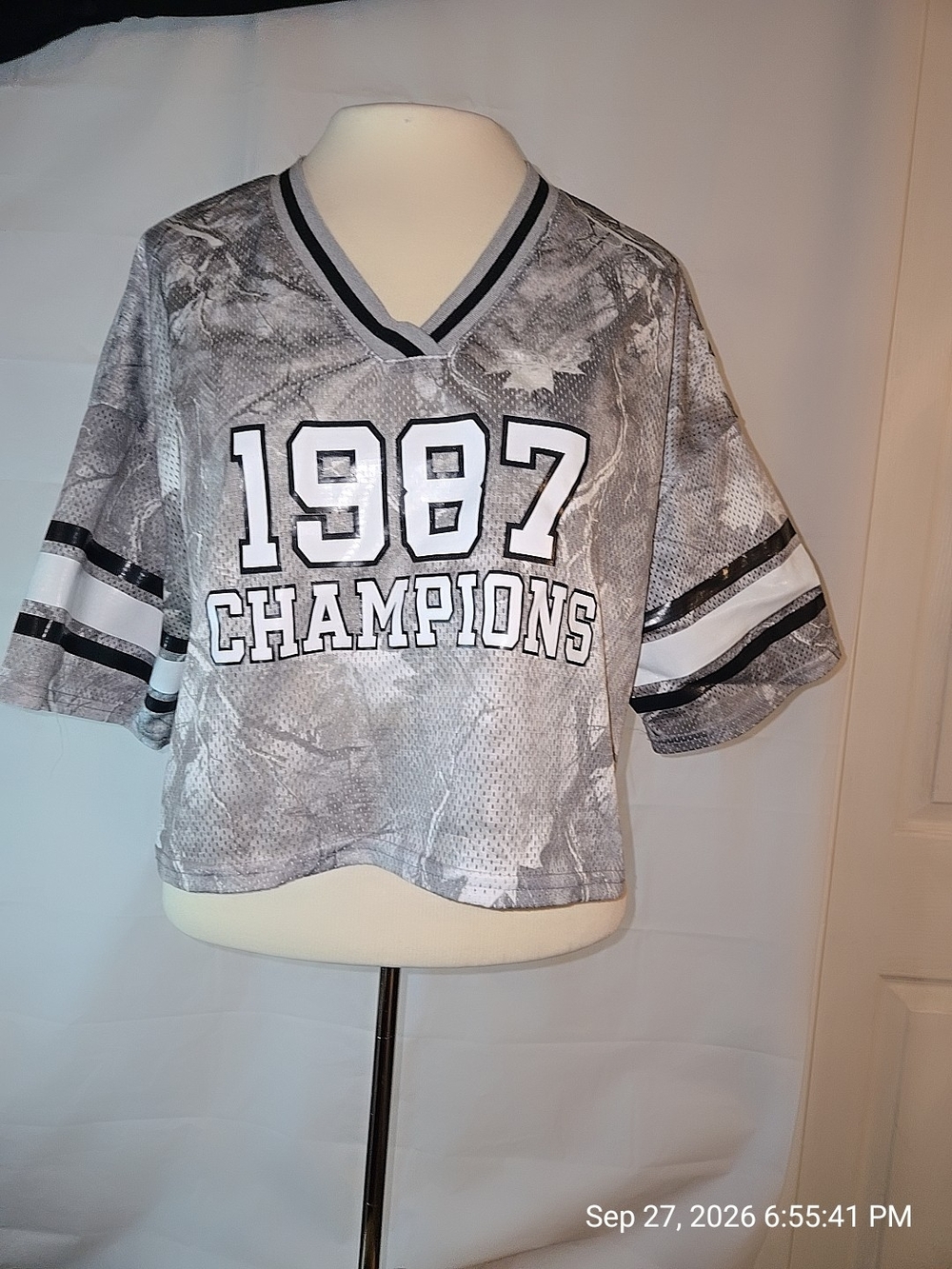 refuge Grey '1987 Champions' V-Neck Kids Jersey